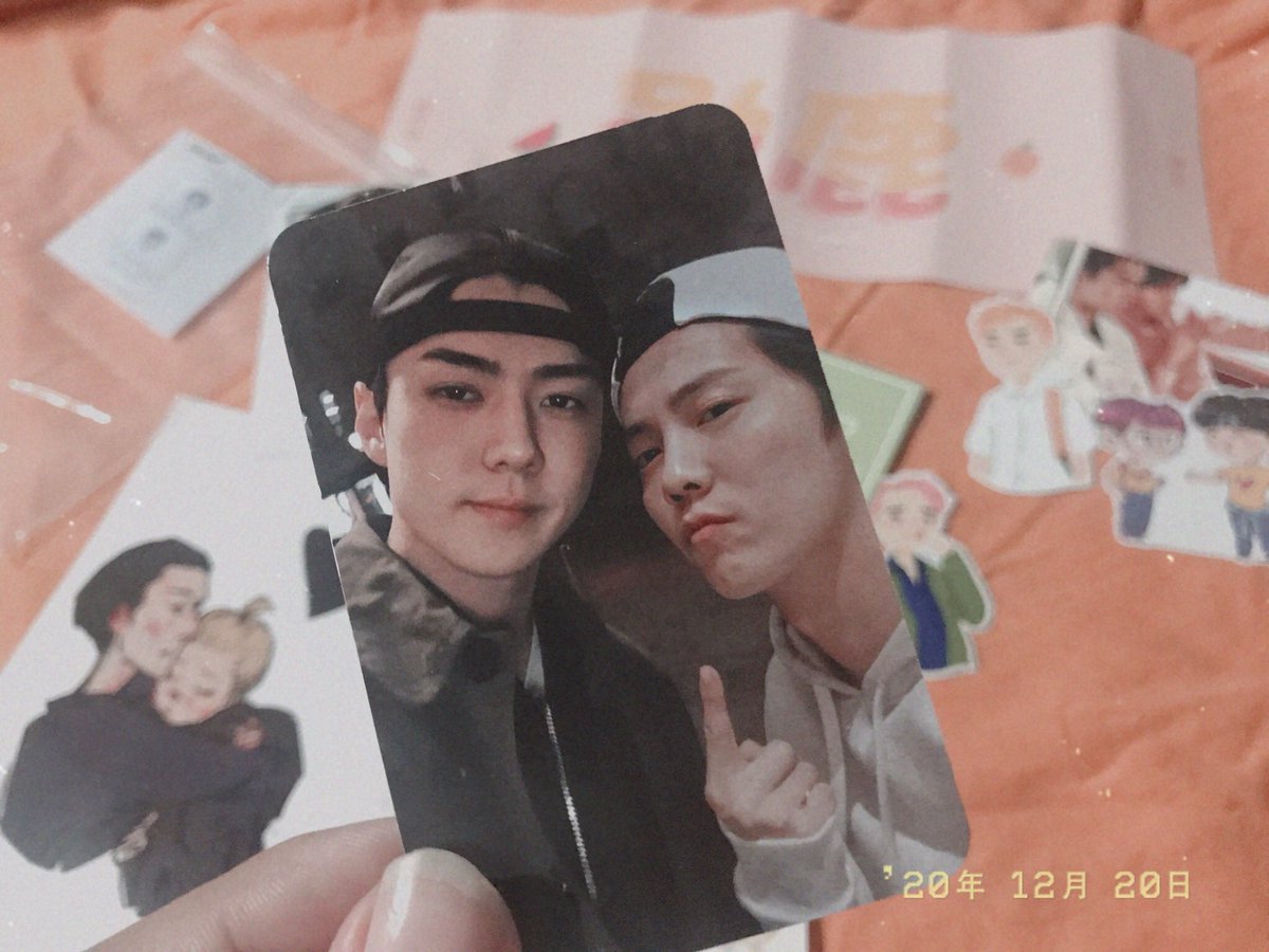 selucent's tweet photo. Before this day ends, I want to greet all of my beloved hunhan shippers ‘Happy Hunhan Day’ 🧡😭
I enjoy this day full of selu, I love you all! And to my ship I love you both with all my heart and soul! 🥺🧡
#1220hunhanday #SEHUN #LUHAN https://t.co/Oe2UDyaz0b
