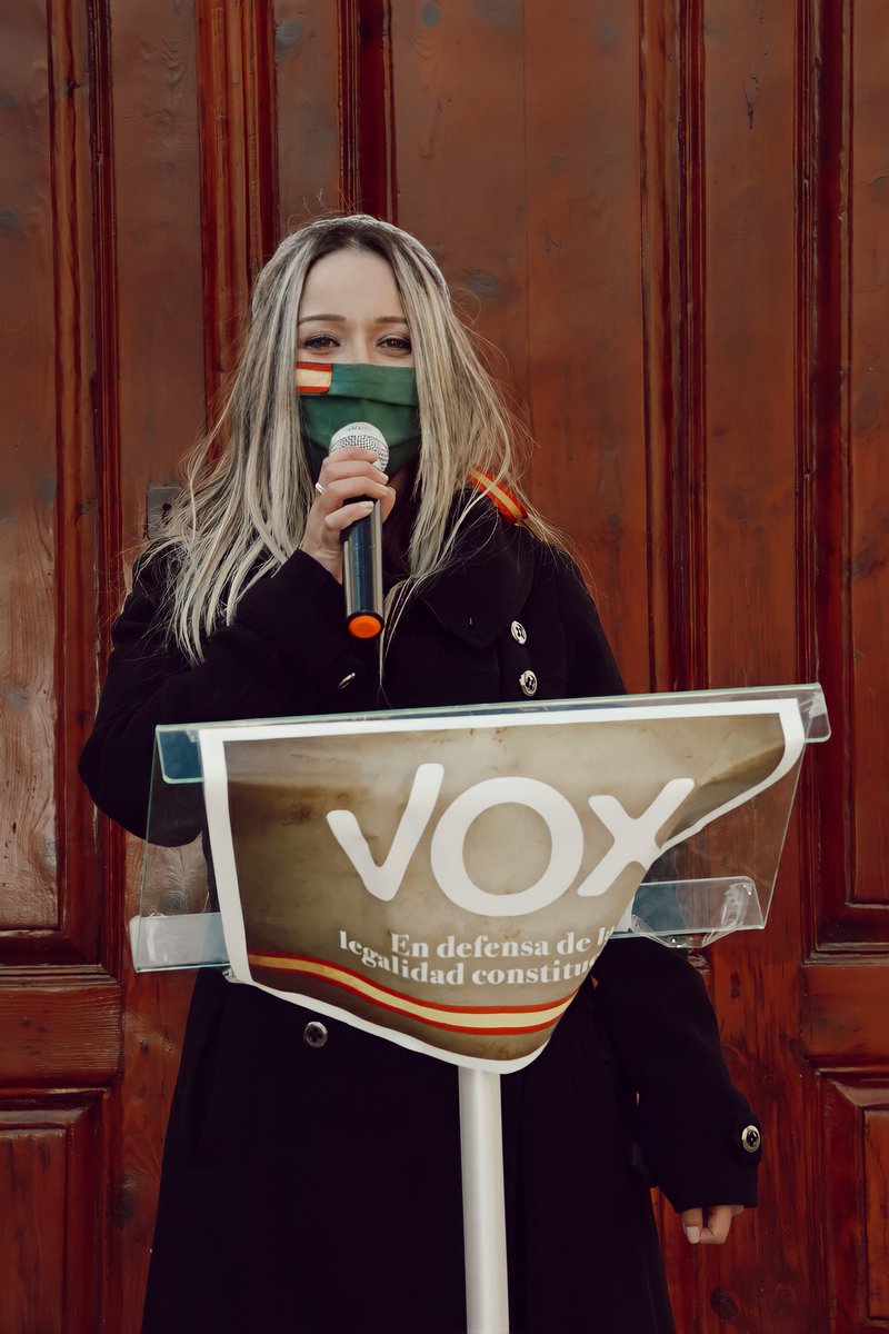 MariabelenguerB's tweet photo. Por España y el que quiera defenderla, honrado muera.
Y el que traidor la abandone, no tenga quien le perdone. https://t.co/Myw2HEXuwu
