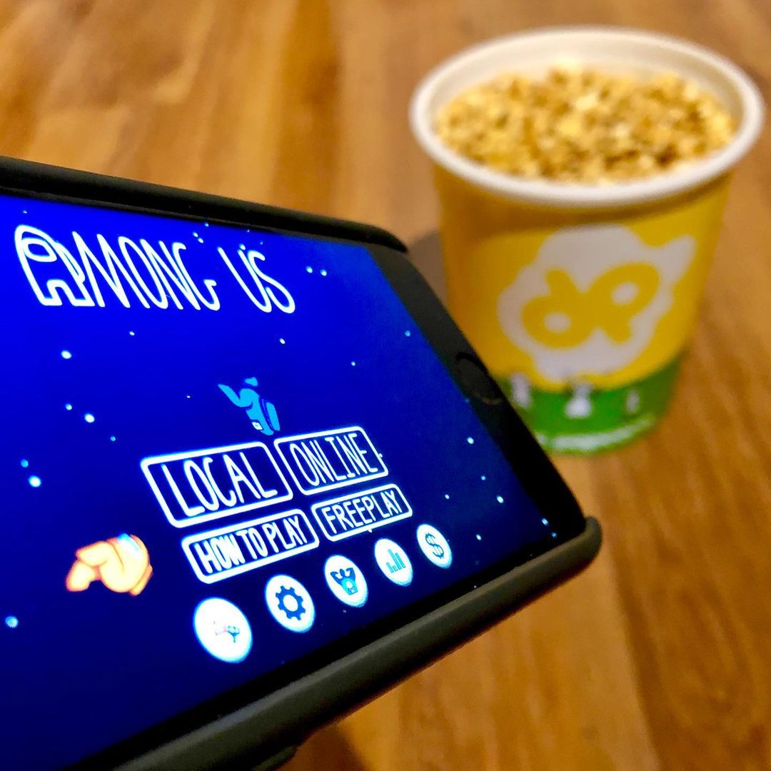 DocPopcornWI's tweet photo. Who is the imposter? Tag us in pictures of you enjoying Doc Popcorn and playing your favorite game using @DocPopcornWI or #DocPopcornWi and we may use them!

📸 @docpopcornchile https://t.co/LBYeMiZAnL