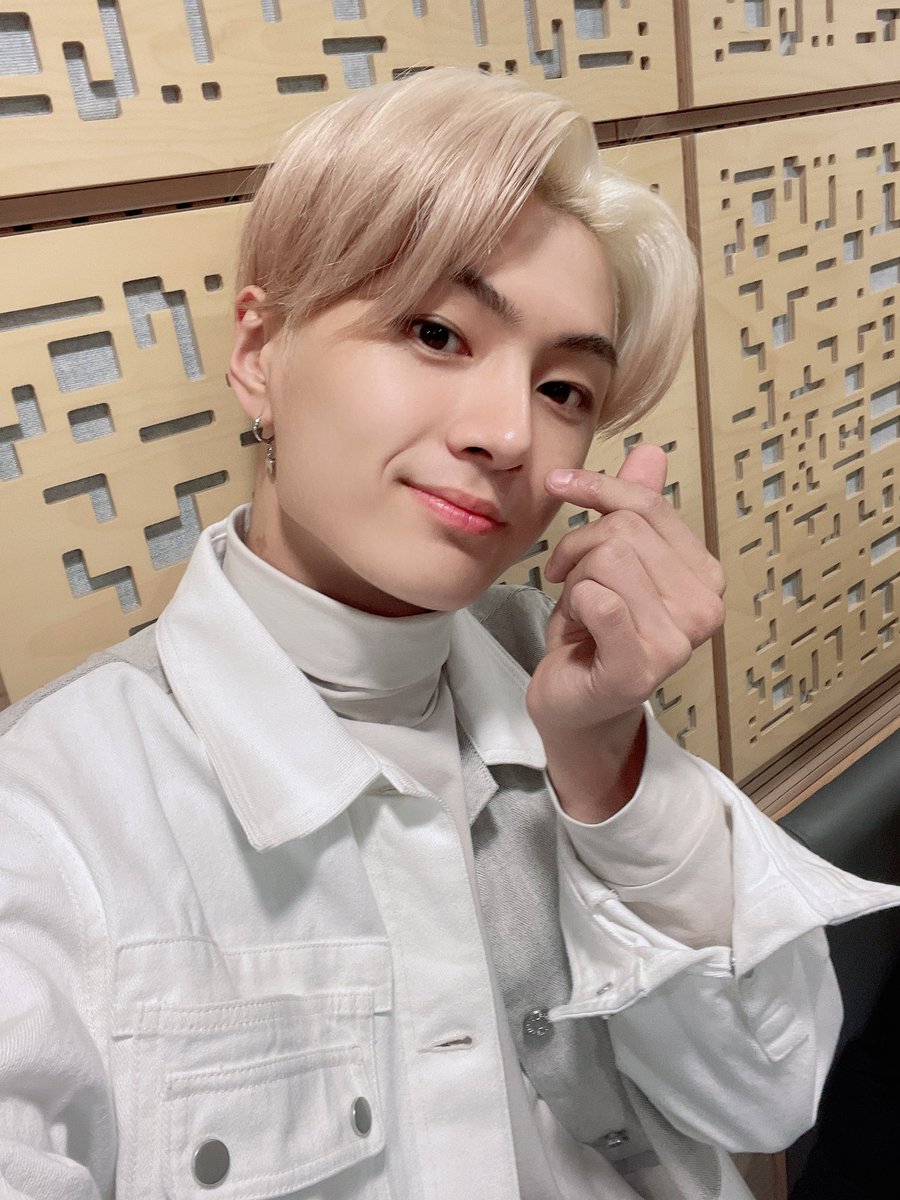 jayparchives's tweet photo. #JAY #제이 #ENHYPEN @ENHYPEN_members https://t.co/CAB0UXvhV8
