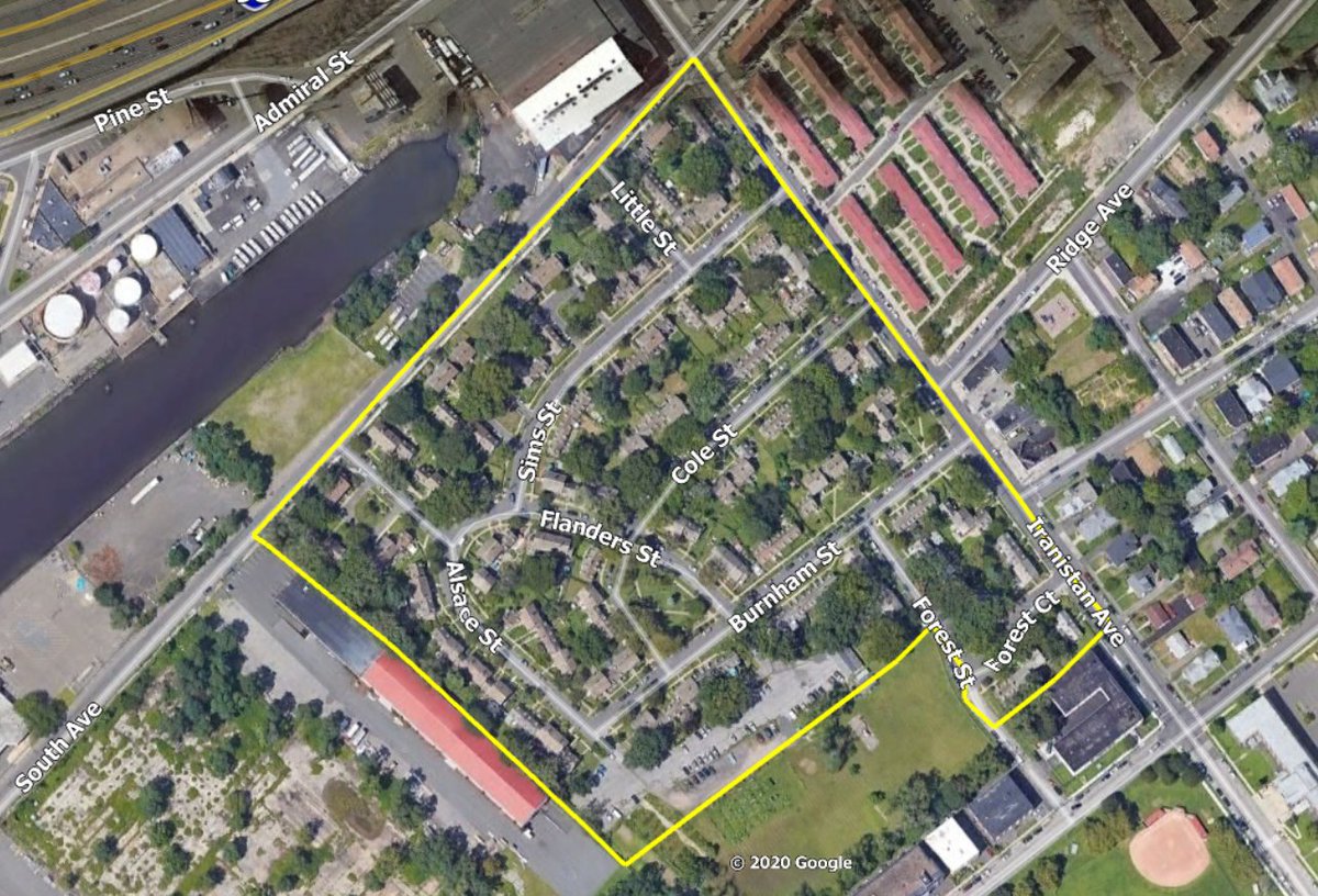 Almost all of the original Seaside Village development stands today. The development covers a ~18.5 acre tract in Bridgeport's South End. In all, 257 units were built, though I believe a handful have been lost.