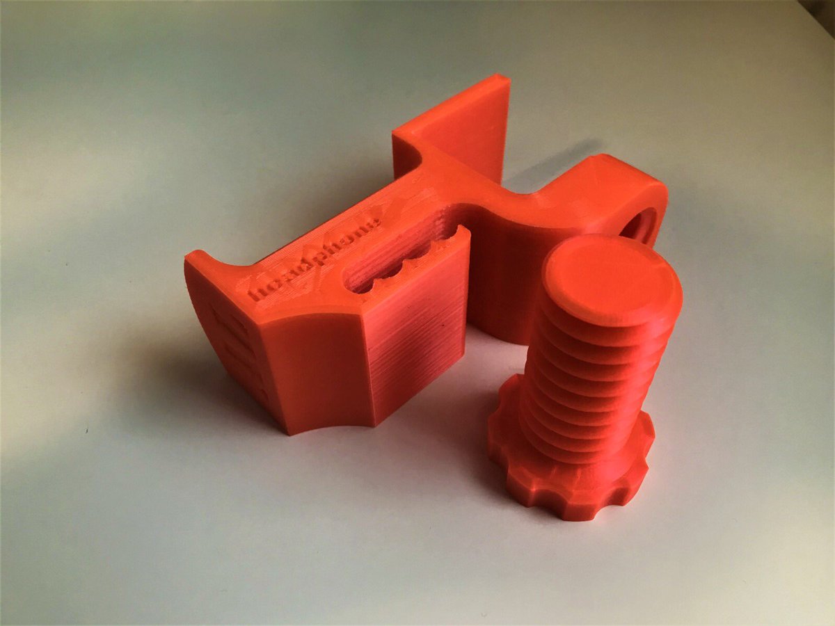 Headset-Halter aus PETG ist fertig 😁👍 #redlinefilament #3ddruck #3ddrucker #3dprinting #3dprint #3dprinted #3dprinter #3dmodel #3dprinters #3dprintedmodels #3ddesign #3ddruck #3ddruck #3ddrucken #3ddruckdeutschland #3ddrucke #3dprintinggermany #Der_AL #Der_AL-Twitch