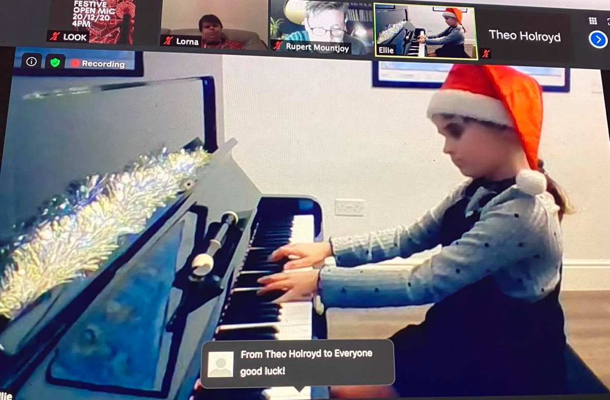 LOOK_UK's tweet photo. What fantastic talent at our Festive #LOOKOpenMic
Brilliant to hear brothers Neo & Tino sing Lean on Me to start us off. So far we've had piano, violin, recorder & horn. Pls donate to support Neo, Tino, Theo, Ellie and all the rest of our talented #LOOKFamily https://t.co/3jpRv9ayNU
