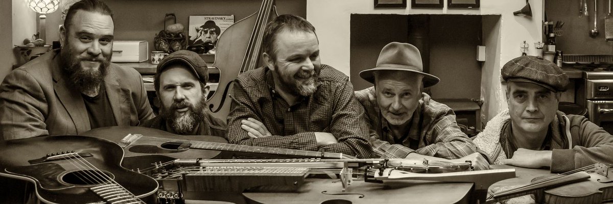 "Christmas Wishes" by 
The Mountain Firework Company 
❤️ ethnocloud.com/The_Mountain_F… #worldmusic @themfco #UK