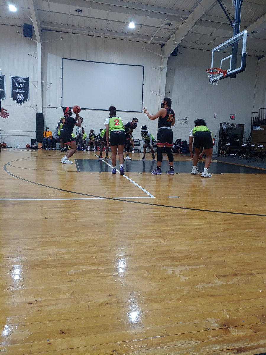 Best player in the country in our gym. We have respect !