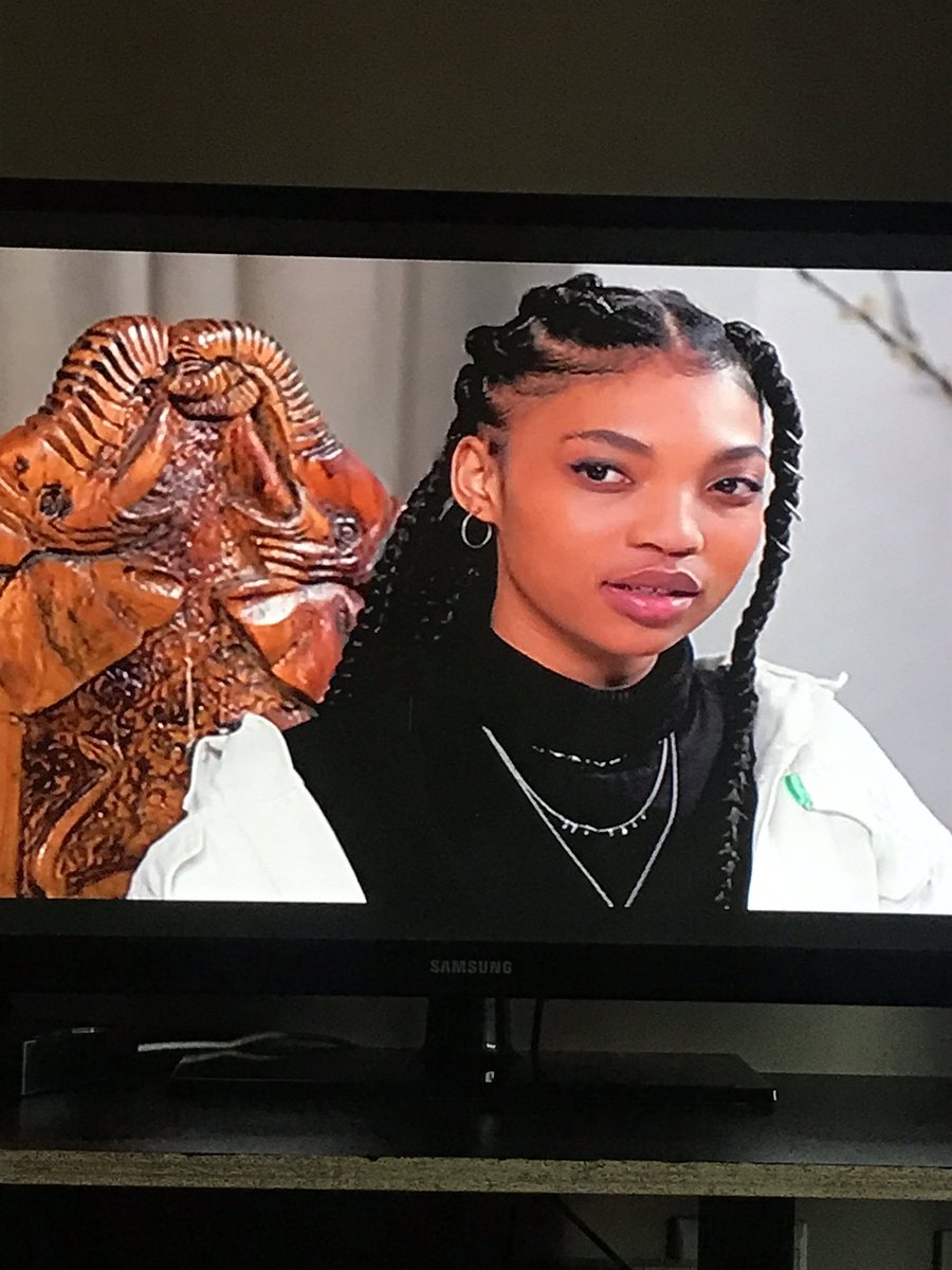 KuneneMthandeki's tweet photo. Ae! Y’all can carry on watching Chris. Me done with Chris. Ke mona feela nou 🥰🥰🥰#DateMyFamily https://t.co/z14XhZLLMC