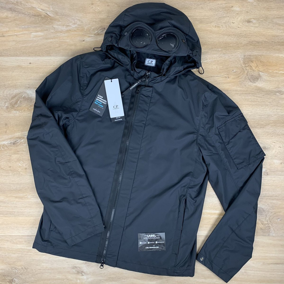 LABELMENSWEAR's tweet photo. If Jack Grealish scores first in the Villa game tonight we’ll giveaway this CP Company jacket in a size of your choice! 😍

To enter: 
1️⃣ Retweet this tweet
2️⃣ Follow @LabelMenswear https://t.co/Gua4sdtpXe