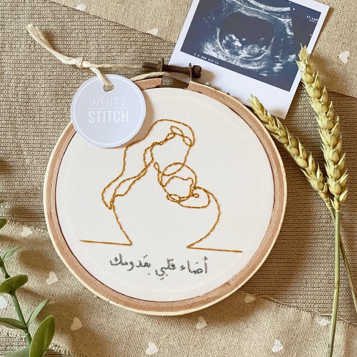 white__stitch's tweet photo. هي أمي ومأمني♥️
صُنعت يدوياً بِحُب✨
#تطريز_يدوي https://t.co/lGYbd9fJOG