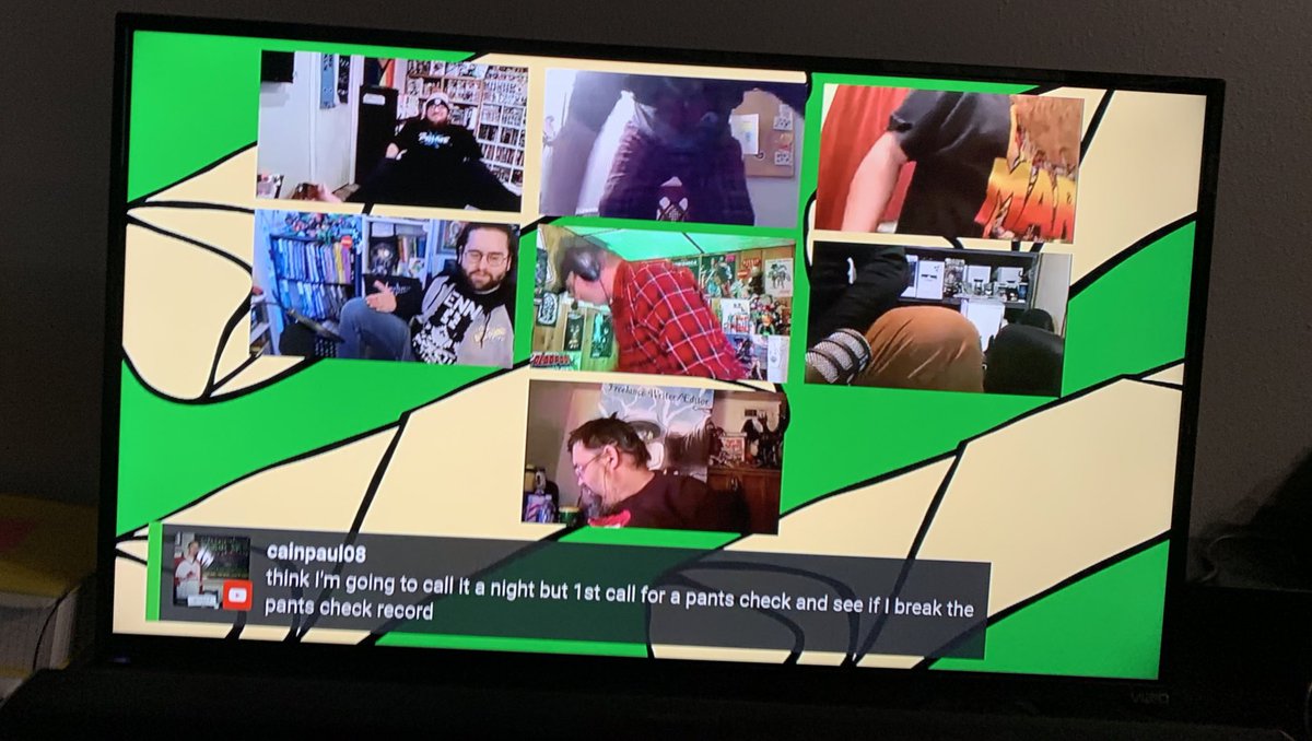 GinAndSomething's tweet image. I love that #PantsCheck is a regular thing even without me!

PS- yes @toddnreed knew exactly I was passed dafuq out already. I couldn’t fight it.

#CthulhuInvadesComicBurrito