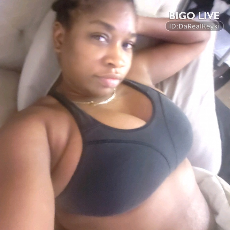 Marie48380146's tweet photo. Come and see N🅱️L_Keyki 🇻🇮's LIVE in #BIGOLIVE: *   https://t.co/IxmKXd7kSi
https://t.co/WVjyxjpax4 https://t.co/ObjsKoqQmh