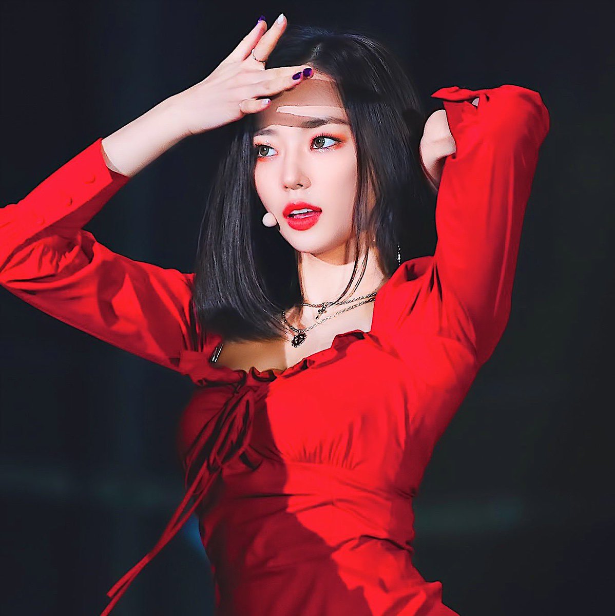 LOOKSCLC's tweet photo. #예은 #CLC  #씨엘씨 https://t.co/KNQclis6X6