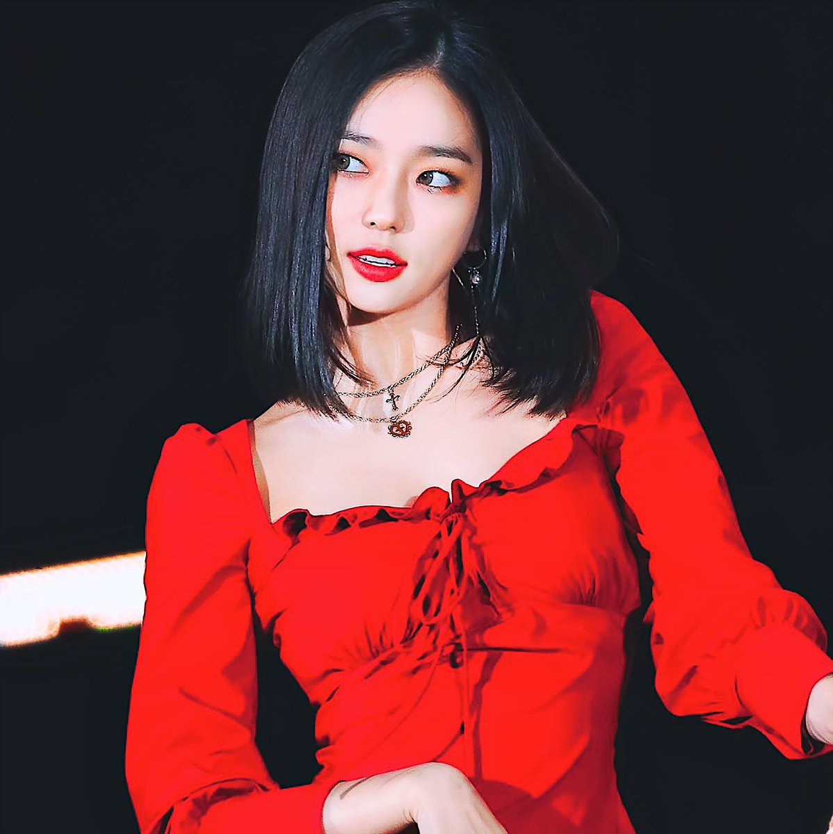LOOKSCLC's tweet photo. #예은 #CLC  #씨엘씨 https://t.co/KNQclis6X6