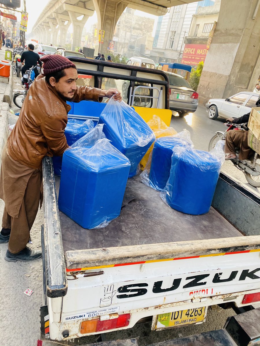 ramizshah91's tweet photo. in this era of technology, our children deserve healthy wealthy centers where they could relax, make new friends, strengthen their physique!

something unique for the children of Rawalpindi is on its way !! 🇵🇰

@silverlinersorg #GlobalActiveCity @AdaJaffery @Zouhra59532947 https://t.co/fDWMgYzgM6