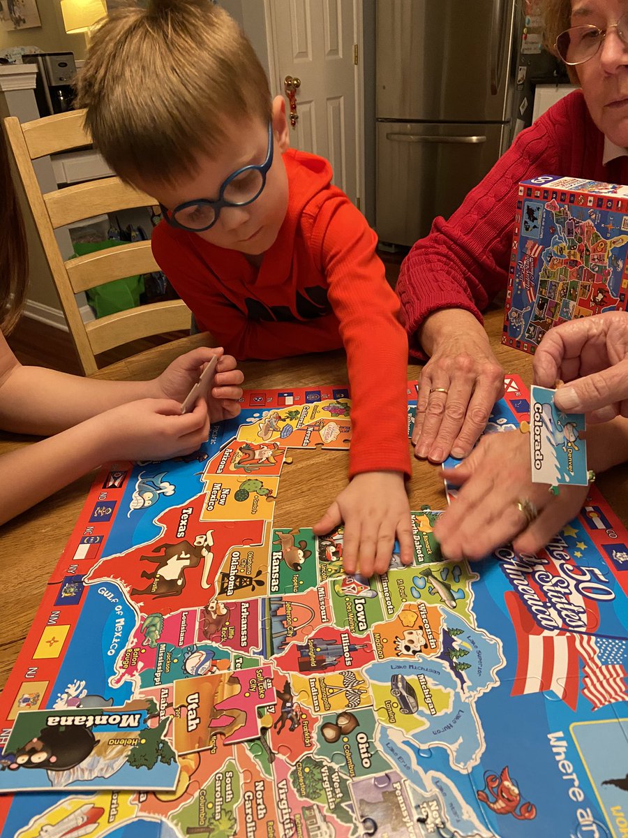 anneconnor78's tweet photo. Working on a puzzle! USA!#LRES #LRESpreschool #LRES3RDGRADE https://t.co/agW21gn9rw
