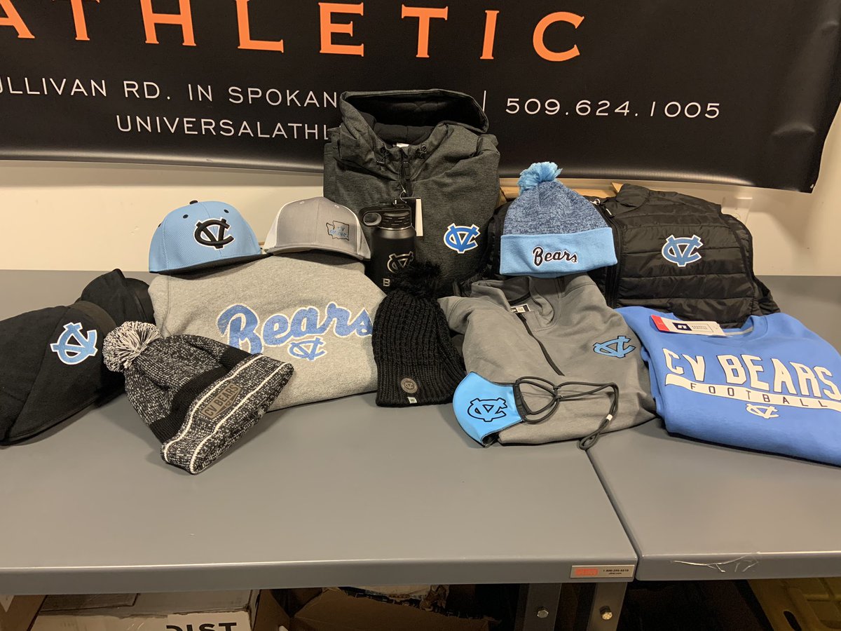 UASpokane's tweet photo. The original Bear Wear for your Christmas! 

#BearWear #CVFootball2021 https://t.co/a1iFrKsOQ0