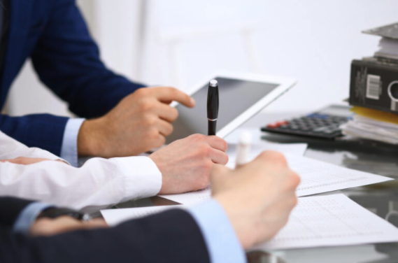 One simple calculation can make all the difference!

✅  Work out your sales targets
✅  Avoiding losses
✅  Helping you achieve your desired profitability

Access the downloadable calculator here: cfooncall.com.au/breakeven/calc…

#financialcoaching #CFOFinance #cashflow
