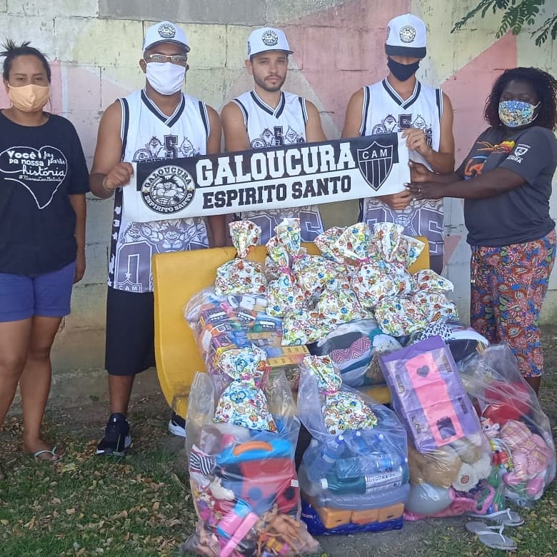 Galoucuraes's tweet photo. Hoje foi dia dos Pulgas fazer aquela visita no orfanato, Lar Batista Albertine Meador, localizado na Serra residencial Laranjeiras.
Foram doados as crianças, brinquedos diversos, produtos de higiene pessoal, material de limpeza, tentando trazer o mínimo de dignidade e felicidade https://t.co/f5jMMnqC1s