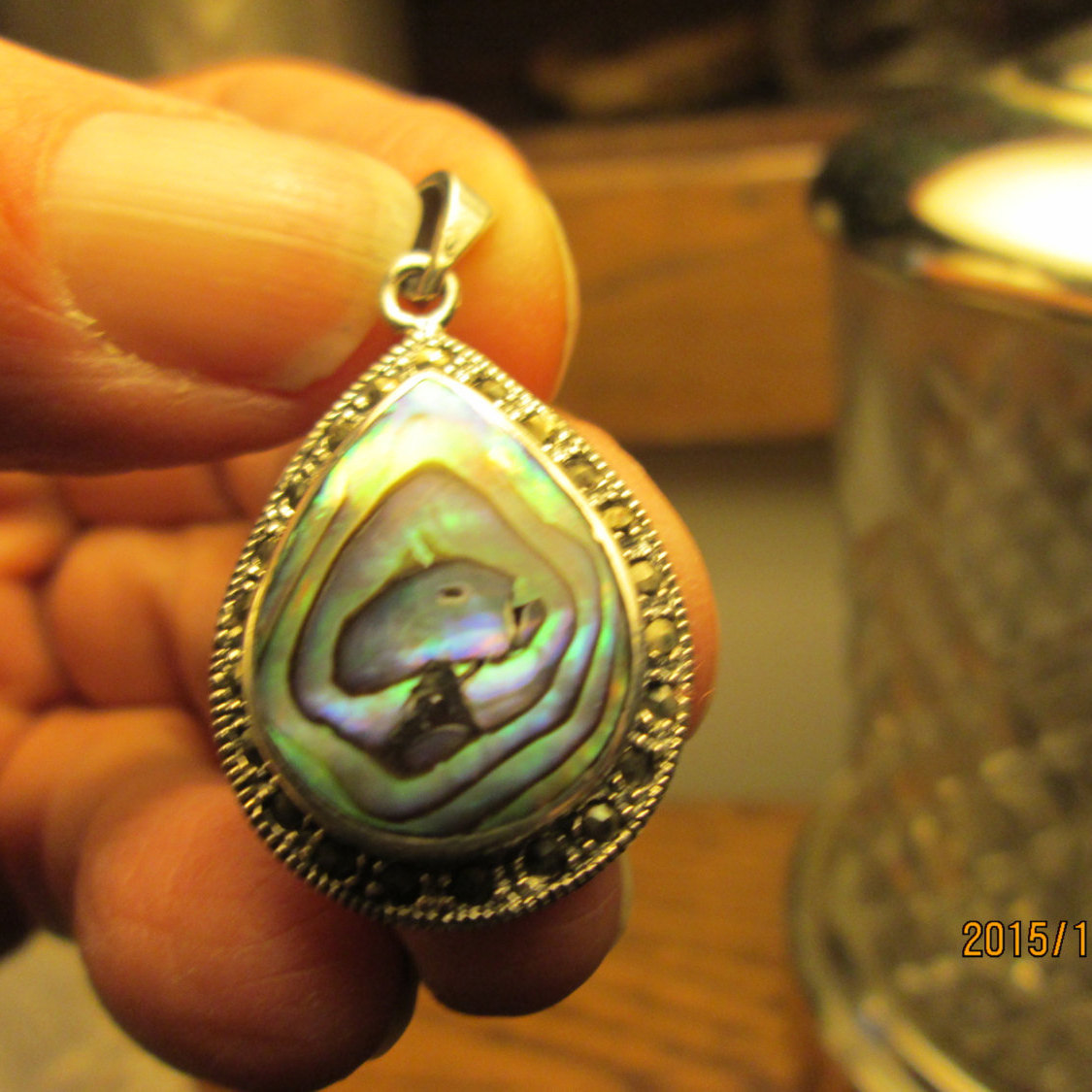 sobertj's tweet photo. Excited to share the latest addition to my #etsy shop: Genuine 5.58ctw Abalone Shell & Marcasite 925 Sterling Silver Pendant Weight 4.4 g, Size 35x19mm https://t.co/5wY6FsKZwu #silver #greatcondition #hallmarked925 #genuineabalone #genuinemarcasite #pendant #sterlingsi https://t.co/IJJg6YVvu6