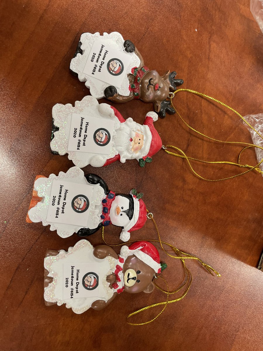 Ornament all ready for associates #hd6154 <a href="/kunkle_chris/">Chris Kunkle</a>