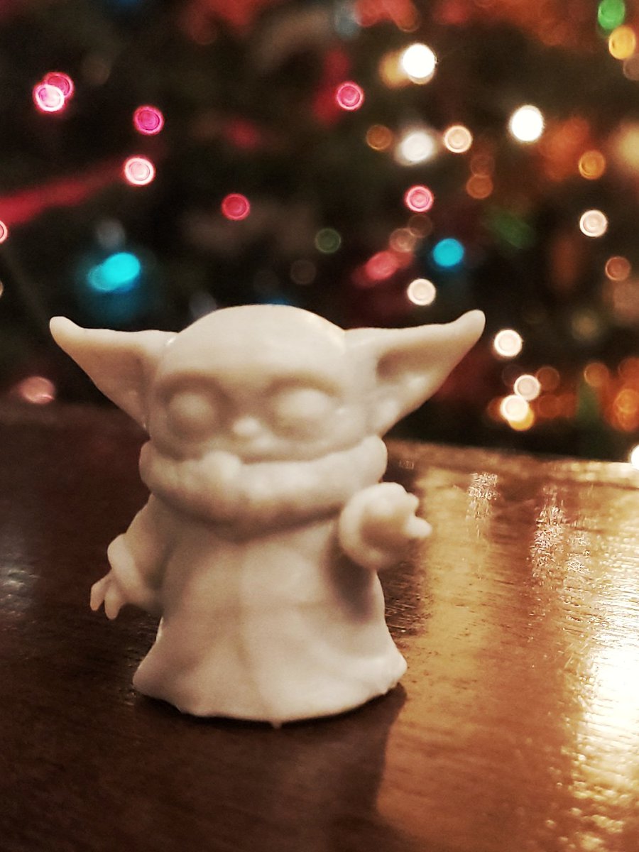 Luz_AdrianaK's tweet photo. Alguien está vendiendo Babies Yoda para Roscas de Reyes y no les voy a decir quién soy... 😅

Lleve, lleve, bara, bara... https://t.co/e5Eyl0ob4K