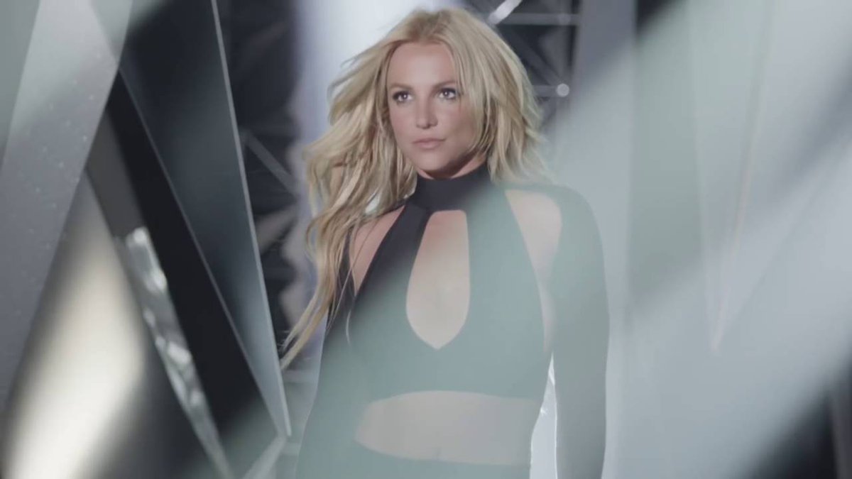 Britney then began promoting Glory by releasing three promotional songs from the album: Private Show, Clumsy, and Do You Wanna Come Over? These are all great songs, but fans can all agree there were much better choices that could have better represented the album.  #FreeBritney