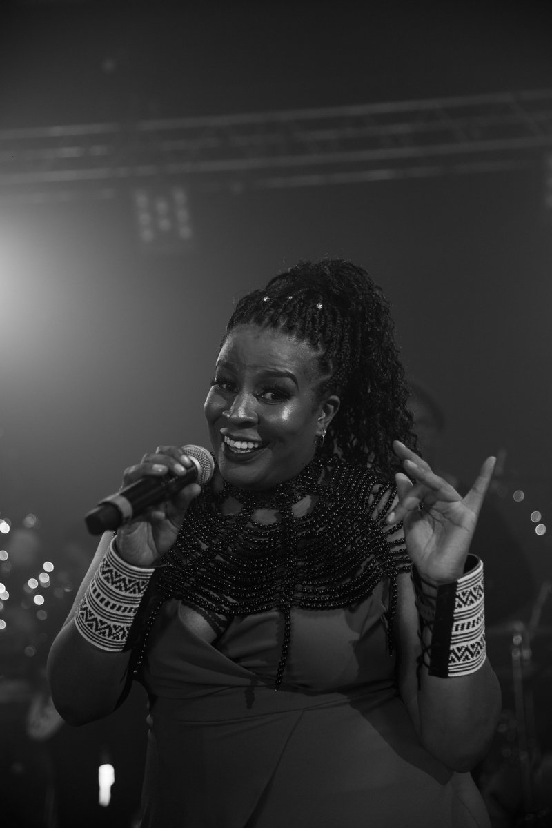 Bringing a much-needed ray of light is O Come as chachishwad wonderfully by @AtemiOyungu  @EricWainaina and  @WamburaMitaru  #NTVTisTheSeason  #KenyaMilele