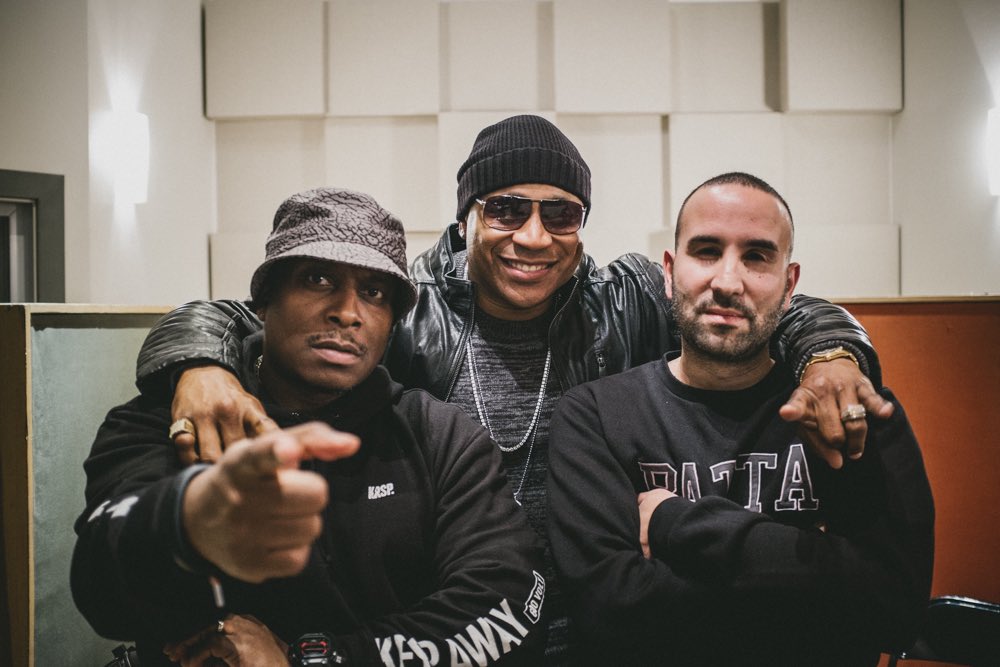 PremiumPete's tweet photo. One of Combatβs favorite episode is the @llcoolj episode of the Combat Jack Show!
I remember him preparing for at least eight or 10 hours what a episode it was and LL thank you & love for not only supporting us but being by Reggies side till the end with so much blessings! ππΌβ€οΈ https://t.co/WeR08oYl7s