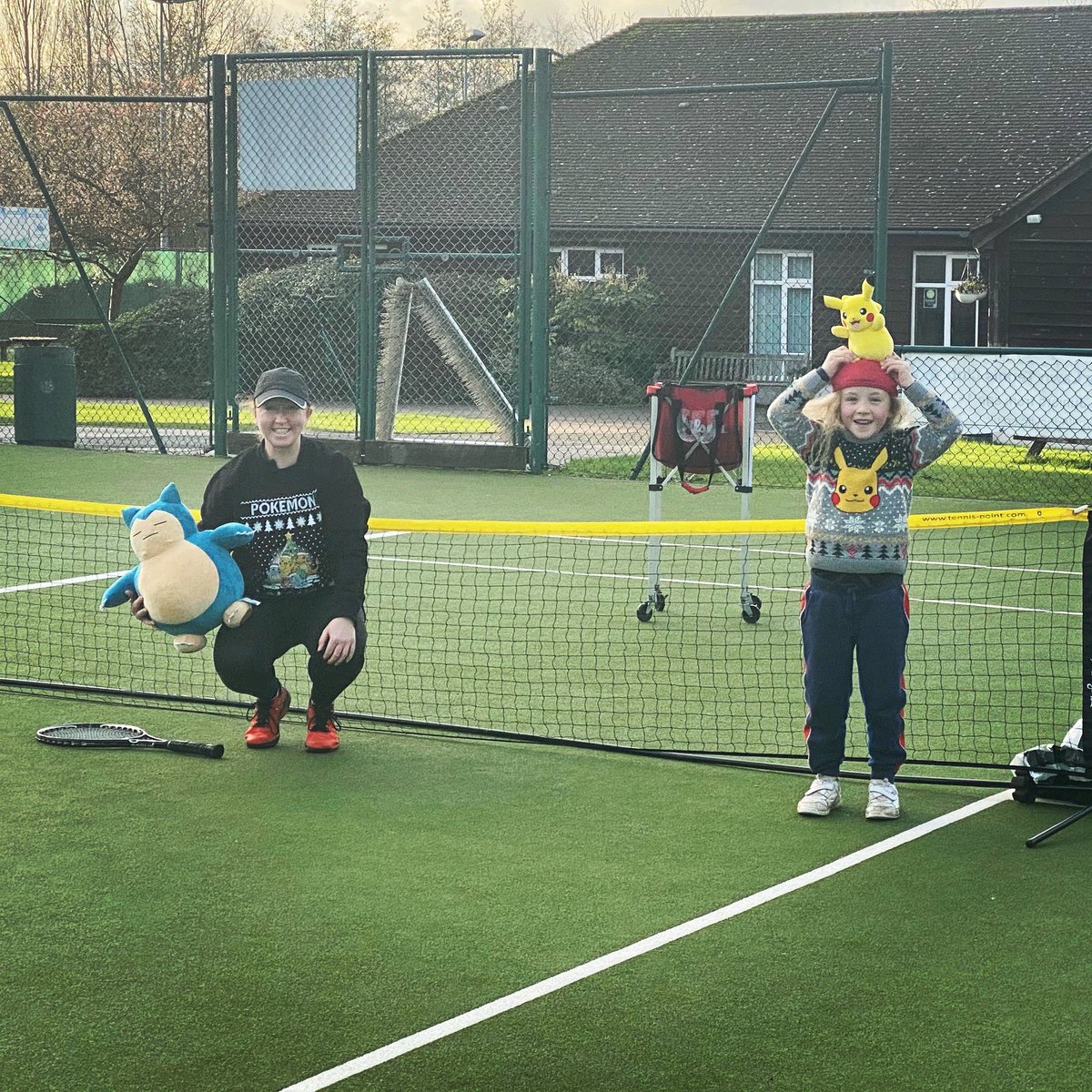 Pokémon hour with <a href="/BillericayLtc/">Billericay Lawn Tennis Club</a> NextGen player Ruby 😆
Key question of the day: are you Pikachu? (energetic, moving quickly to beat the bounce, chasing to the second bounce), or are you Snorlax? (sluggish &amp; sleepy; slow to read/react/recover)
#knowyourplayer #bemorepikachu