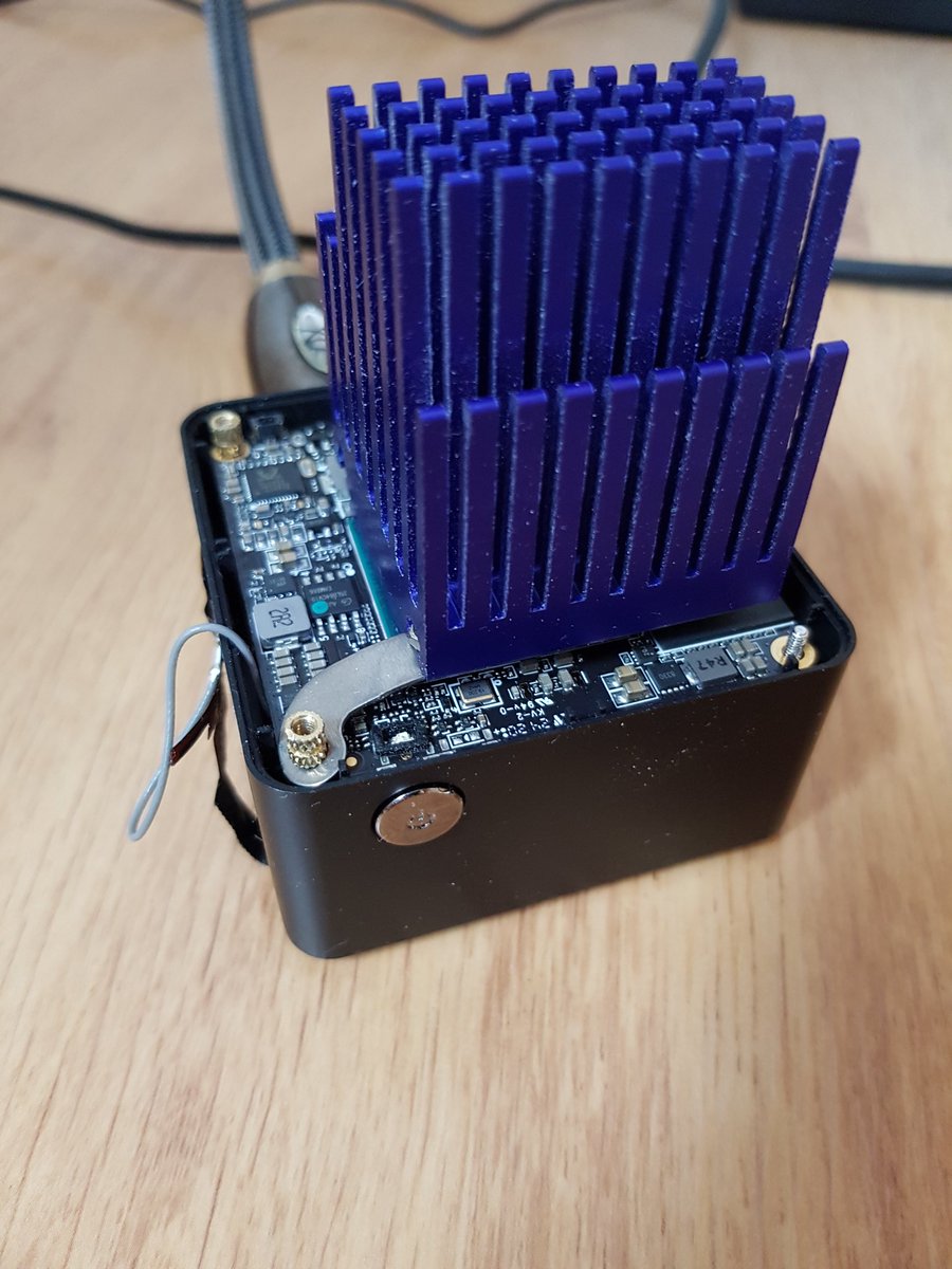 Hydrosaure's tweet image. Settled for this setup after a bit of experimenting

#Larkbox #Fanless #PassiveCooling #DIY