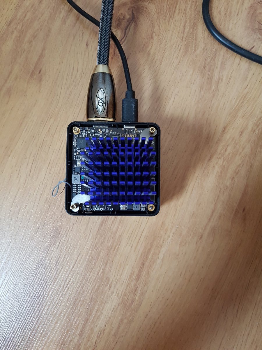 Hydrosaure's tweet image. Settled for this setup after a bit of experimenting

#Larkbox #Fanless #PassiveCooling #DIY