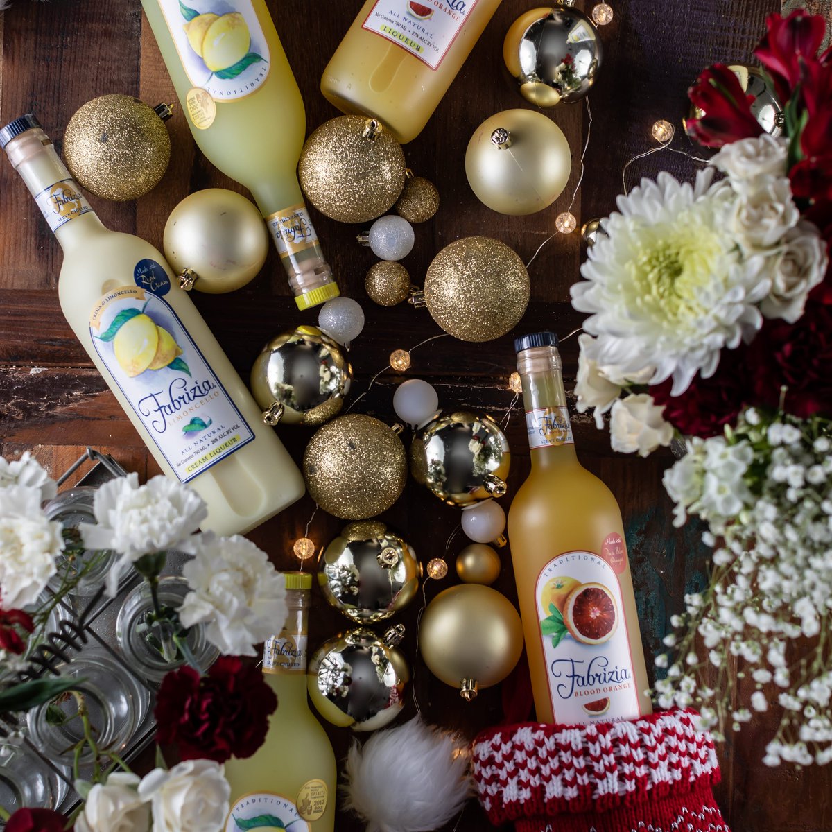 Tis the season! From all of us at Fabrizia, Happy Holidays to you and your family. Take 10% off of your next online order by signing up for our newsletter. purchasespirits.fabriziaspirits.com
Salute!
#limoncello