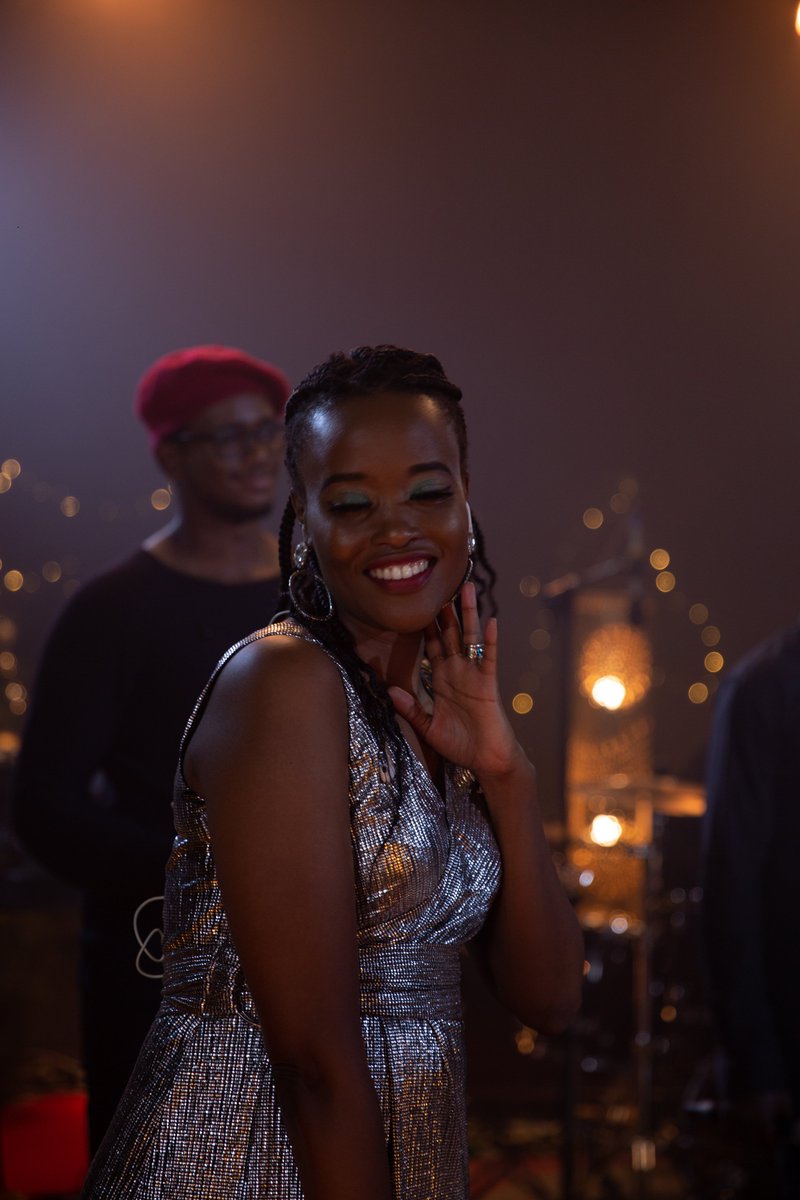 And then there is What Child Is This / Mary Mary as made spectacular by  @KimanIsaac  @KarimiRimbui,  @NgugiVinny and Willy Rama! #NTVTisTheSeason  #KenyaMilele