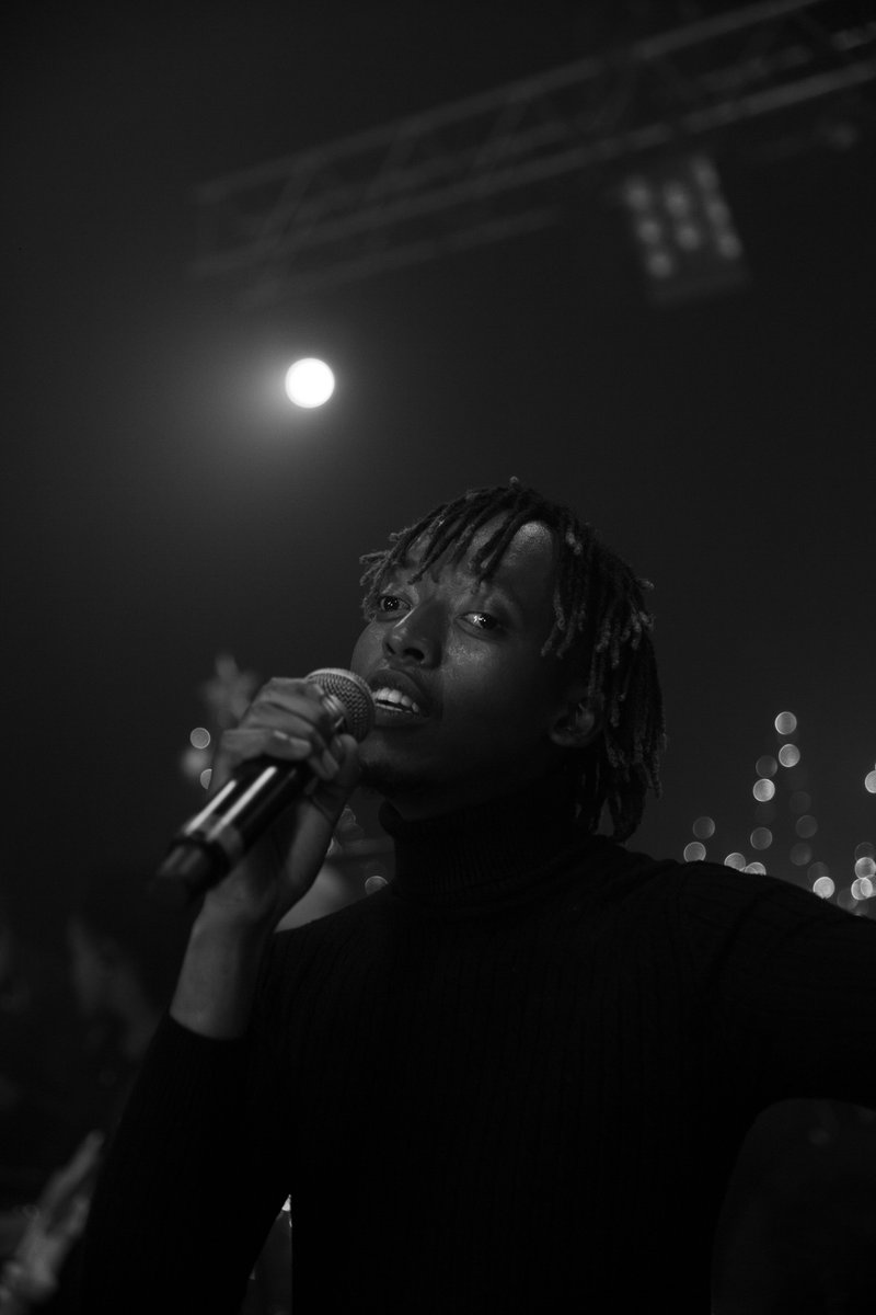 And then there is What Child Is This / Mary Mary as made spectacular by  @KimanIsaac  @KarimiRimbui,  @NgugiVinny and Willy Rama! #NTVTisTheSeason  #KenyaMilele