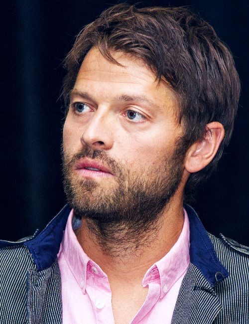Misha Collins looking like end!Castiel,a thread necessary for my well being