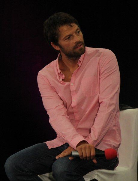 Misha Collins looking like end!Castiel,a thread necessary for my well being
