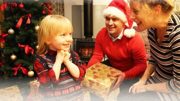 Last minute cancellations for this weekend 🥂❄🛀
2 bed lodge (sleeps 4) - 18 - 21 December -  £345
3 bedroom executive lodge (sleeps 6) - 18 - 21 December - £399. Both lodges have wood burners and private hot tubs. Call 01929 480570 or visit us online - burnbake.com