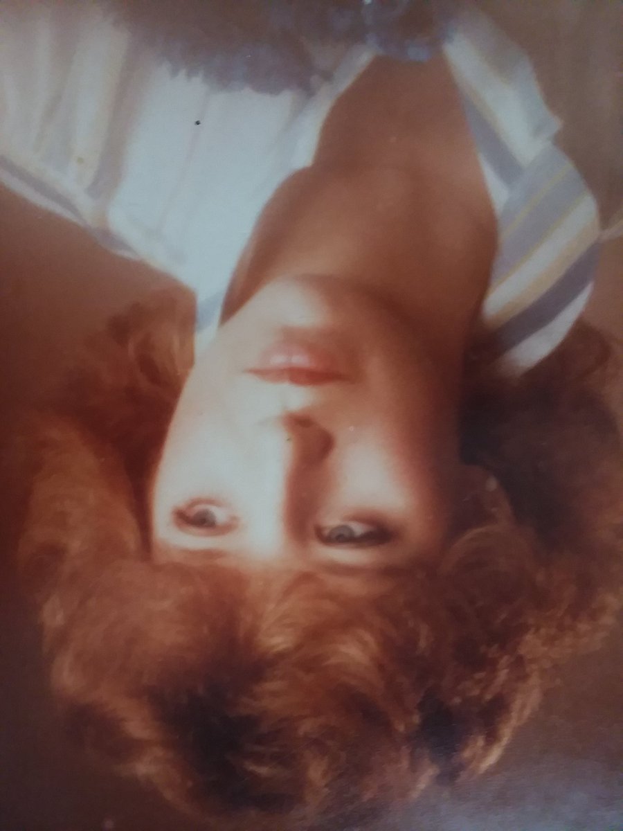 JFLJ10's tweet photo. My wife therese passed of a massive heart attack in my bed in my arms I can't stop crying  I lost my angel she been w me sinse 9 th grade  6 kids I'm so sick inside https://t.co/CqQCjHr1sJ