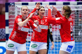 Швеция против дании. Швеция против дании. Гандболисты из дании. Норвегия футбол сборная. Швеция против дании.