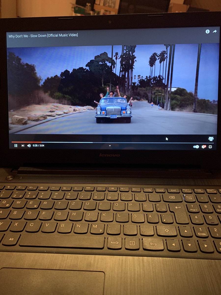 SasseleinChills's tweet image. I’m still streaming this Masterpiece of Video 😍 I love it! 🥰 

I think that we just need to slow down... #SlowDownMV #SlowDownVideo 
Let’s Go #STREAMSLOWDOWN