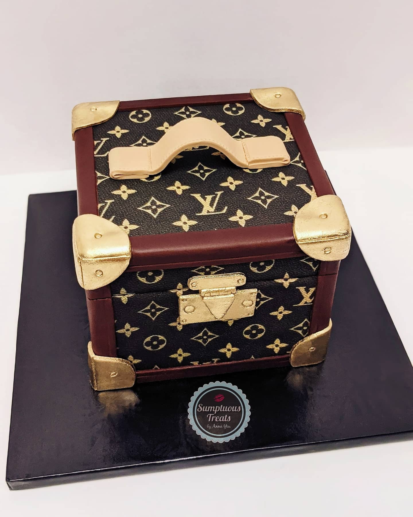 Louis Vuitton Creates Cake Trunk for Selfridges' Birthday