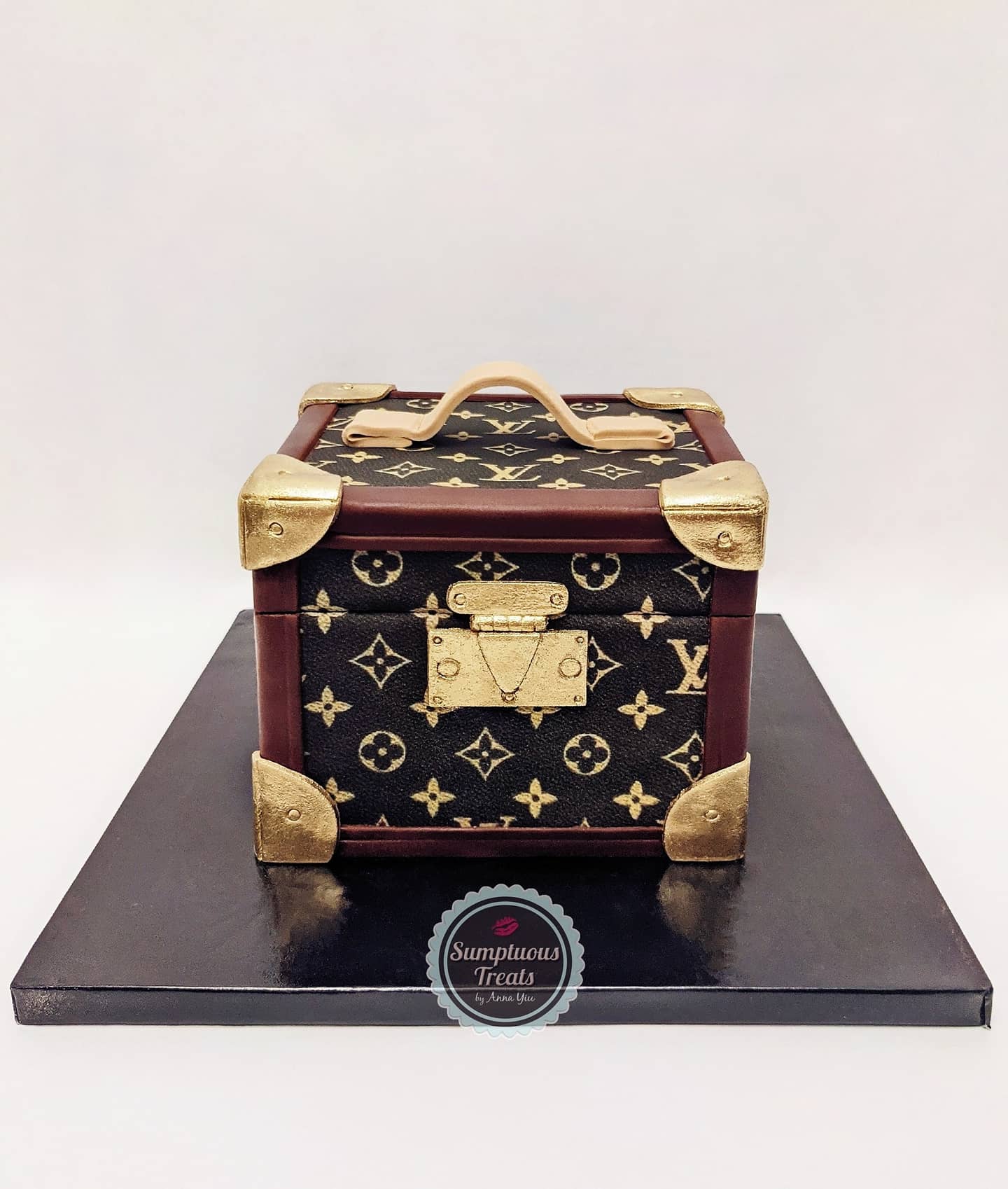 Sumptuous Treats on X: LV Louis Vuitton Inspired Trunk Hard Case