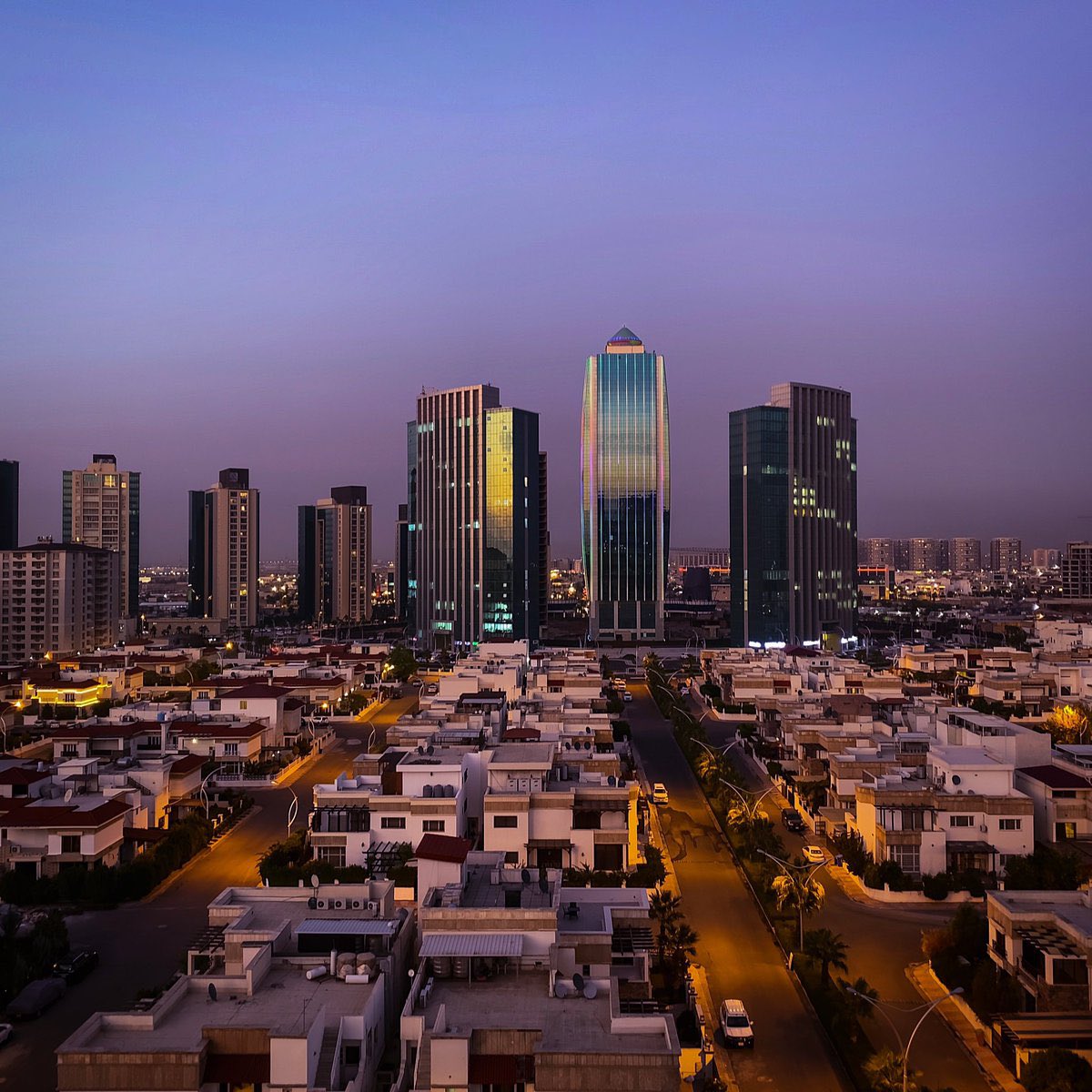 kurdishbreeze's tweet photo. For the people abroad who still think hawler is a village, time to start a thread for my astonishing city ☀️ 

Photography credit for the first three pictures goes to: @itskaiwan 📸 https://t.co/oYWC1LD6tO
