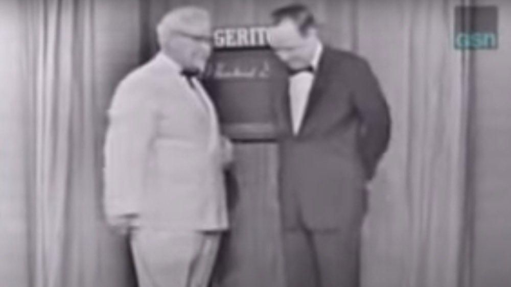 The look became so iconic & synonymous that he began to call himself the colonel wore that suit the next 20 years of his life. But oh boy, was that’s spicy 20. Sanders would go on to hate KFC (just like y’all) even after traveling all around the country for appearances etc...