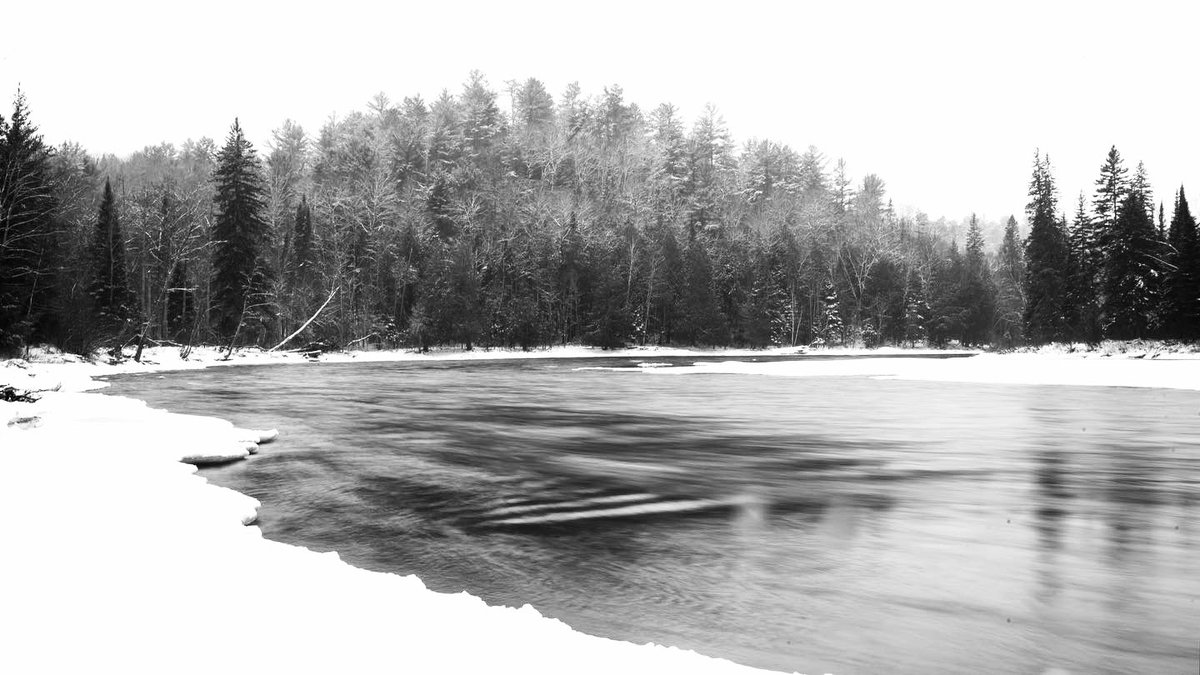 marykkeown's tweet photo. #TheElbow along the #SpanishRiver. #December2020. Fierce. Fast. #Flowing... So nice to call #GreaterSudbury and #NorthernOntario #home w this in such close proximity 💜🌳🤟🏼
#monochrome #BlackAndWhite #BlackAndWhitePhotography #OldCartierRoad #explore #adventuring #trailspotting https://t.co/y86DwmAFST