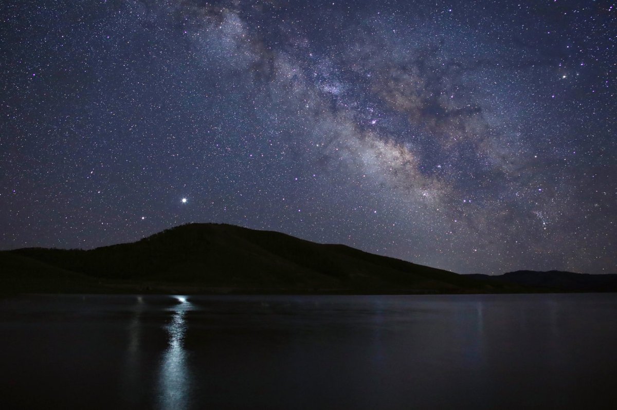 NASAKennedy's tweet photo. Will you be watching the "Great Conjunction" of Jupiter and Saturn tomorrow evening? 🤩

Be sure to L👀K up to watch as the two planets appear right next to each other in the sky. For those who want to see this phenomenon for themselves, here's what to do: https://t.co/Z7obFHhvek https://t.co/WUs79fzpLQ