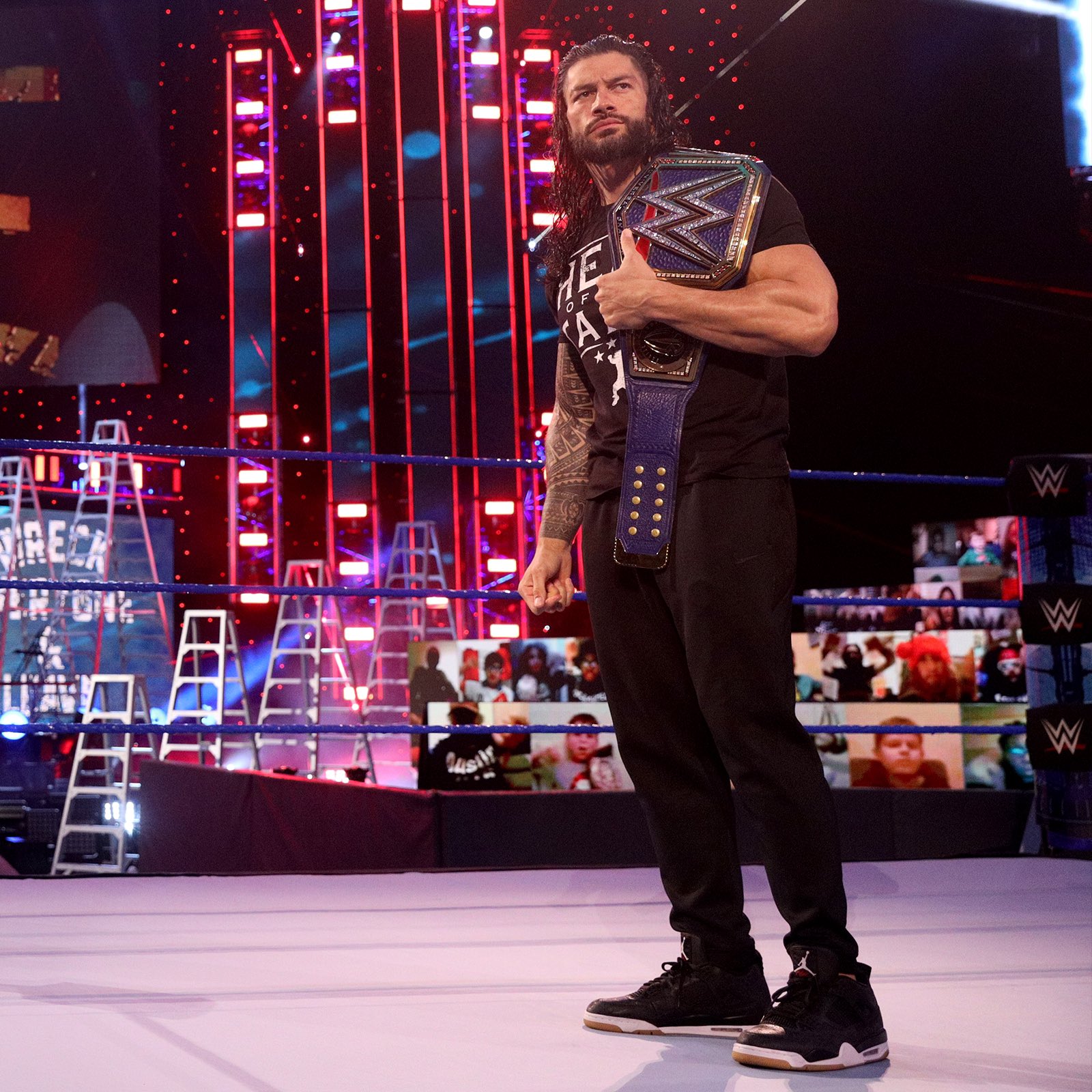 Roman reigns deals shoes