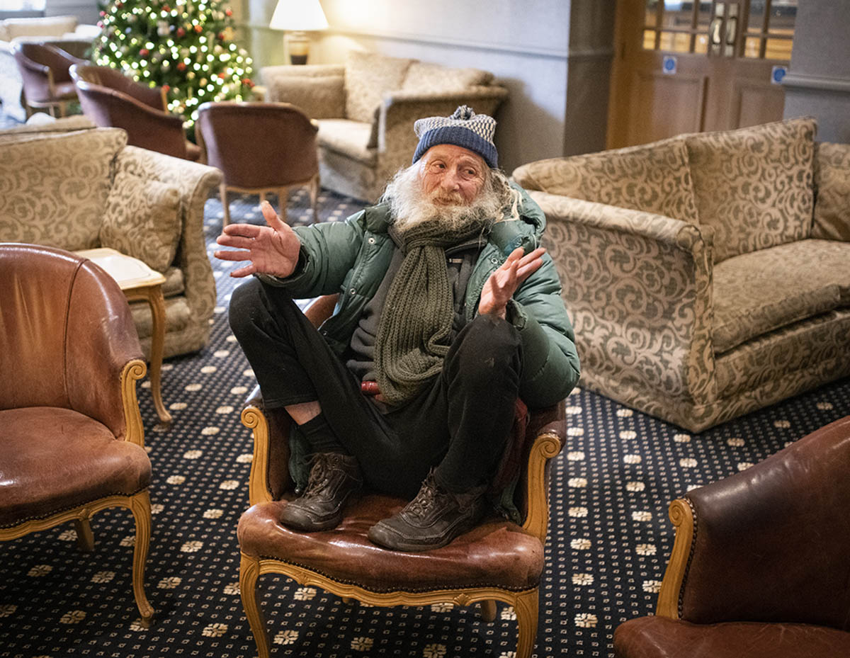 Commission for today’s Sunday Times. The Prince Rupert Hotel in Shrewsbury has opened its doors to homeless people. One of them is Simon Boden, who’s been homeless on and off for forty years. #homeless #homelessness #princeruperthotel #uk #sundaytimes #portraitphotography