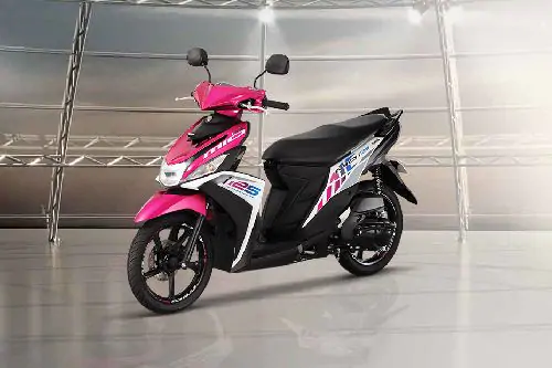 convergenz's tweet photo. Why choose to Buy a motorcycle?

Compared to cars, motorcycles are generally more economical in almost every way. They cost only a fraction of what most cars would cost. Scooters like the Honda Beat and the Yamaha Mio have small, fuel-efficient engines. https://t.co/Tz1LGRHqyq