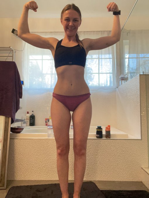 My up to date physique photos... I&rsquo;ve been working so hard .... on November 01, 2020 I was 28.5% Body<a href="/tag/mvsales"class="tags"><span>#mvsales</span></a>
