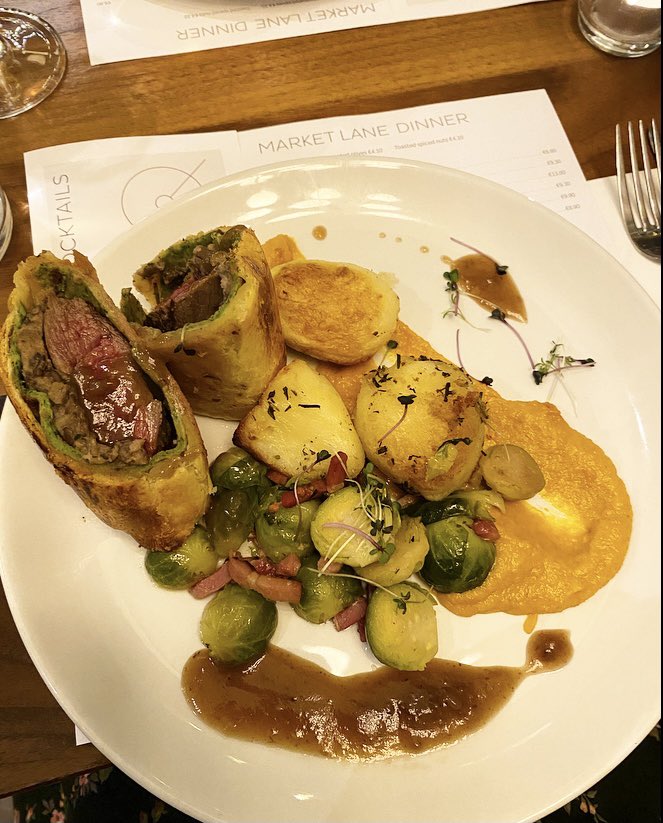 Ballinwillin Venison Wellington with flaky pastry, mushroom duxcelles, carrot purée, Brussels sprouts and duck fat roasties... IT WAS INCREDIBLE!! I love <a href="/market_lane/">Market Lane</a> in Cork. It's always such a treat♥️